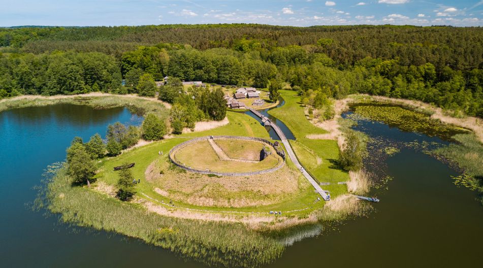 Das Archäologische Freilichtmuseum Groß Raden Das Archäologische Freilichtmuseum Groß Raden